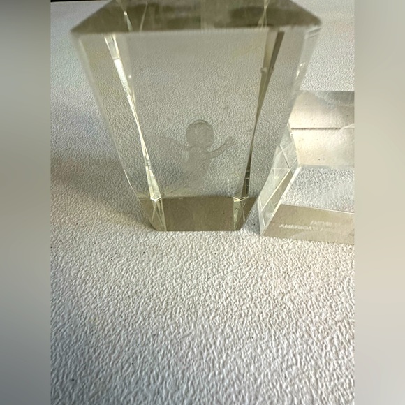 Bundle of 4 Landmark Glass figurine paperweight - slight chips - Picture 5 of 5